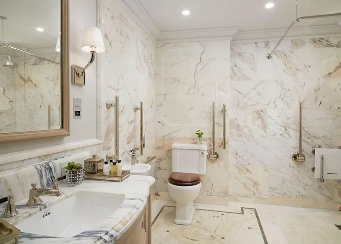 Grantley Hall Hotel 5*