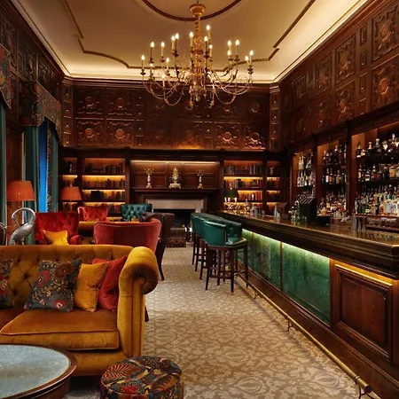 Grantley Hall Отель 5*