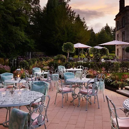 Grantley Hall 5* ريبون