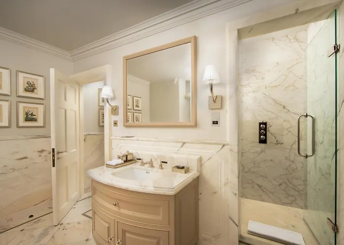 Grantley Hall Hotel 5*