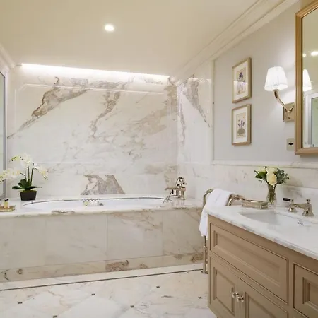 Grantley Hall Hotel 5*